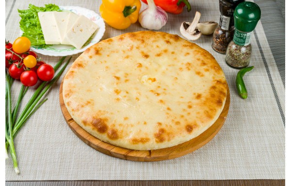 Осетинский пирог с капустой и сыром